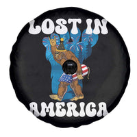 Funny 4th Of July Bigfoot Lost In America Spare Tire Cover Patriotic Sasquatch Rocket Footprint Fireworks - Wonder Print Shop