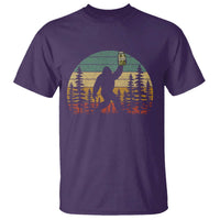 Funny Bigfoot Pickles Lover T Shirt Retro Sasquatch Cucumber Food Lover