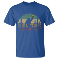 Funny Bigfoot Pickles Lover T Shirt Retro Sasquatch Cucumber Food Lover