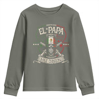 Funny El Papa Mas Chingon Youth Sweatshirt Best Mexican Dad Father's Day Skull