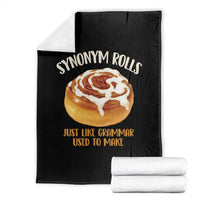 Funny Synonym Rolls Just Like Grammar Used To Make Throw Blanket Cinnamon Rolls Grammar Pun