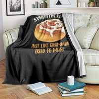 Funny Synonym Rolls Just Like Grammar Used To Make Throw Blanket Cinnamon Rolls Grammar Pun