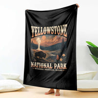 Yellowstone National Park Wyoming Montana Idaho Throw Blanket Vintage Bison Geyser