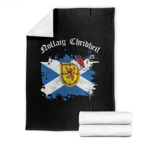 Scottish Christmas Throw Blanket Nollaig Chridheil Gaelic Xmas Scotland Lion Rampant - Wonder Print Shop