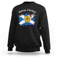 Scottish Christmas Sweatshirt Nollaig Chridheil Gaelic Xmas Scotland Lion Rampant - Wonder Print Shop