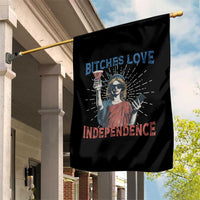 Funny Bitches Love Independence 4th Of July Garden Flag Retro Statue Of Liberty - Wonder Print Shop