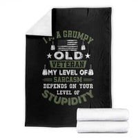 I Am A Grumpy Old Veteran My Level Of Sarcasm Depends On Your Level Of Stupidity Throw Blanket - Wonder Print Shop