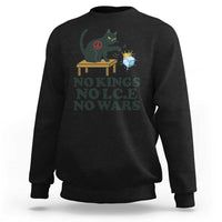 No Kings No Ice No Wars Cat Sweatshirt Funny Political Freedom Activist