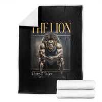 Funny The Lion Doesnt Wipe Throw Blanket Gen Z Joke Brainrot Raunchy Meme