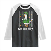 Funny Got Too Silly St Patricks Day Raglan Shirt Goose Pun Humor Animal Lovers Shamrock