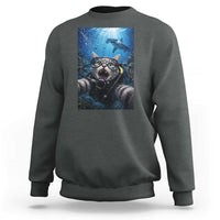 Funny Scuba Diving Cat Selfie With Hammerhead Shark Sweatshirt