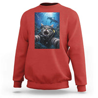 Funny Scuba Diving Cat Selfie With Hammerhead Shark Sweatshirt