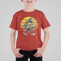 Funny Bigfoot School Bus Lover T Shirt For Kid Sasquatch Back To School Vintage Gift