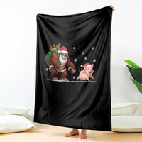 Christmas Cryptid Farm Life Gift Throw Blanket Funny Bigfoot Chasing Pig - Wonder Print Shop