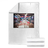 Funny Cats Bowling Battle Throw Blanket Gift For Cat Lovers - Wonder Print Shop