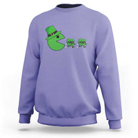 St Patricks Day Retro Gamer Eating Shamrock Lucky Gift Sweatshirt