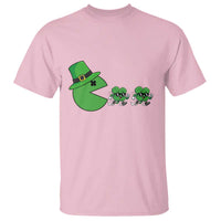 St Patricks Day Retro Gamer Eating Shamrock Lucky Gift T Shirt