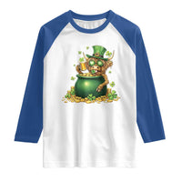 Funny Highland Cow St Patricks Day Raglan Shirt Farm Lover Gift