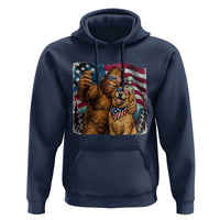 Funny Patriotic Bigfoot Golden Retriever Selfie Squad Hoodie