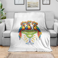 Cinco De Mayo Summer Party Throw Blanket Funny Parrots Drinking Margaritas