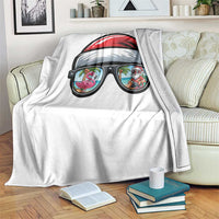 Funny Santa Sunglasses Throw Blanket Beach Christmas Vacation Graphic
