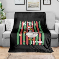 Funny Christmas In July Goose Throw Blanket Tis The Sea Sun