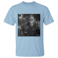 Cute Labrador Selfie With Bigfoot T Shirt Funny Cryptid - Wonder Print Shop
