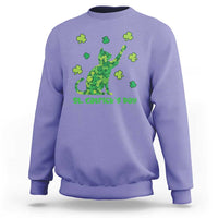 Funny St Catricks Day Sweatshirt Lucky Shamrock Cat Saint Pattys