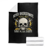 Never Underestimate An Old Who Plays Darts Throw Blanket Funny Darts Fan - Wonder Print Shop