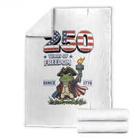 Patriotic Frog Raising The Torch Throw Blanket 250 Years Of Freedom