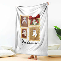 Fresno Nightcrawler Cryptid Christmas Believe Gift Throw Blanket - Wonder Print Shop