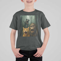 Cat Bigfoot Selfie With Dinosaur T Shirt For Kid Funny Surprised Scared Sasquatch Cat - Wonder Print Shop