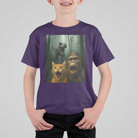 Cat Bigfoot Selfie With Dinosaur T Shirt For Kid Funny Surprised Scared Sasquatch Cat - Wonder Print Shop