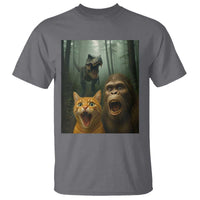 Cat Bigfoot Selfie With Dinosaur T Shirt Funny Surprised Scared Sasquatch Cat - Wonder Print Shop