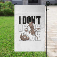 Marcus The Worm Christmas Meme Garden Flag I Do Not Like This Rock Xmas - Wonder Print Shop