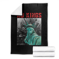 No Kings Throw Blanket Statue of Liberty Selfie Freedom - Wonder Print Shop