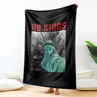 No Kings Throw Blanket Statue of Liberty Selfie Freedom - Wonder Print Shop