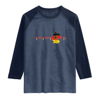 Deutschland Flag Eagle Vintage German Heritage Pride Raglan Shirt