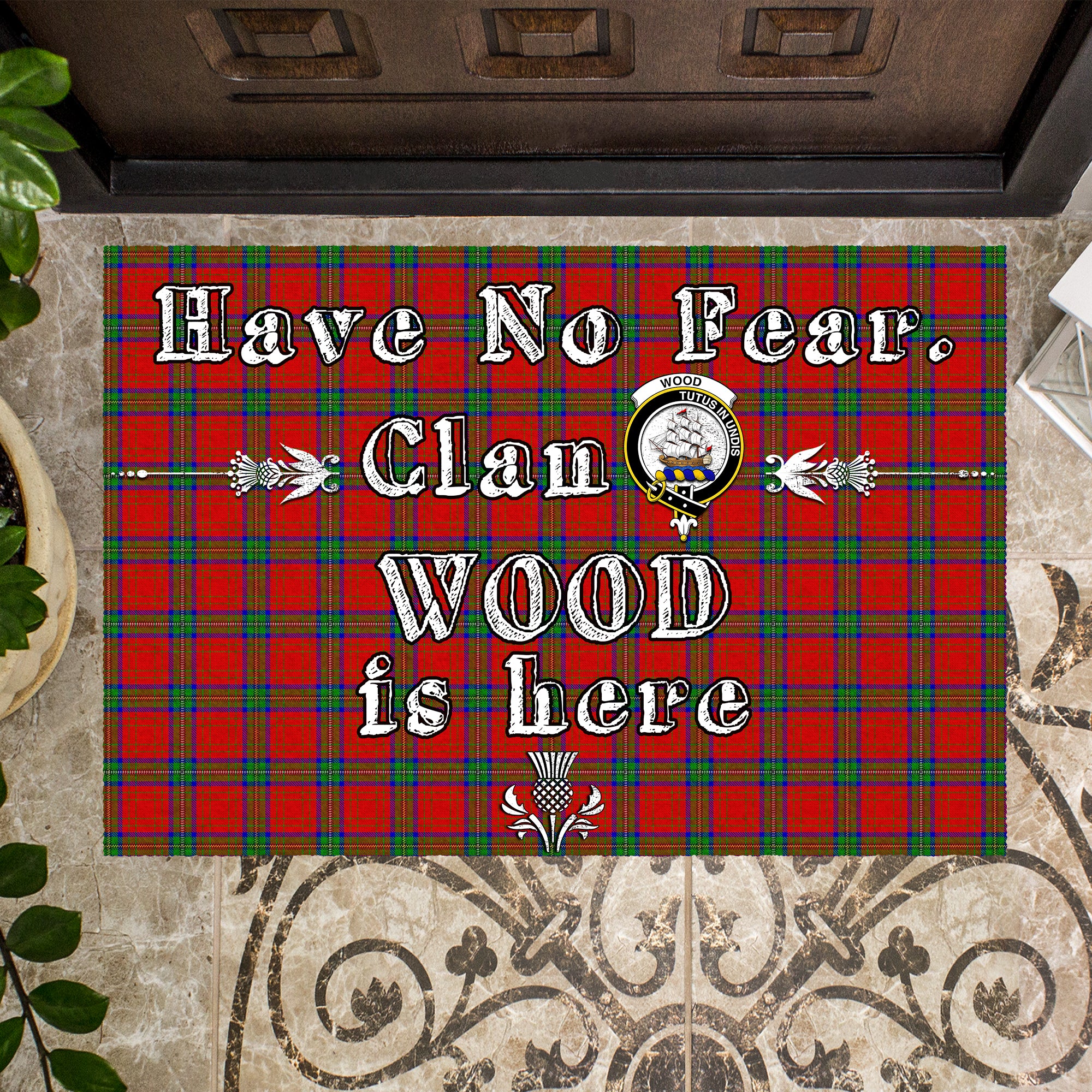 wood-dress-clan-tartan-door-mat-family-crest-have-no-fear-tartan-door-mat