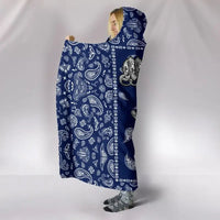 hooded-blanket-blue-bandana