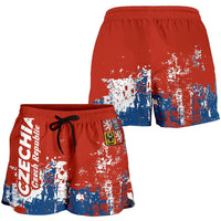 czech-republic-women-short-smudge-style