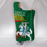 lithuania-flag-hooded-blanket-map-version