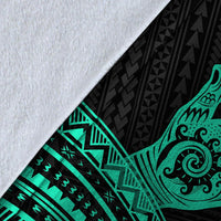 hawaii-shaka-polynesian-tribal-turquoise-blanket