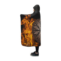 viking-hooded-blanket-the-helm-of-awe