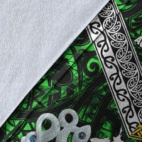 new-zealand-and-vanuatu-premium-blanket-together-green