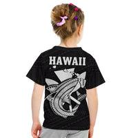 Black kids T-shirt with “HAWAII” text and large white shark graphic, geometric back print
