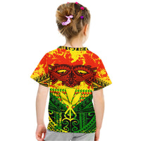 Kids tribal T-shirt with red/yellow/green back print and central leaf symbol