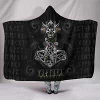 viking-hooded-blanket-mjolnir