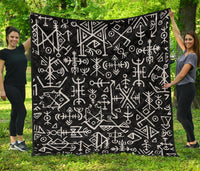Viking Futhark Norse Islandic Premium Quilt RLT12 - Wonder Print Shop
