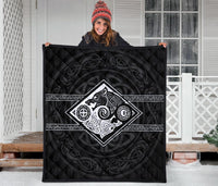 Vikings Premium Quilt The Wolves, Skoll and Hati RLT12 - Wonder Print Shop